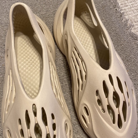 Adidas Yeezy foam runners - Picture 6 of 6